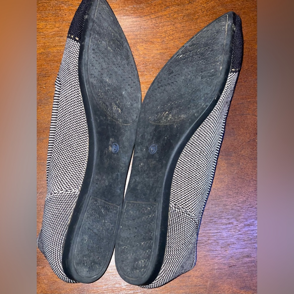 Rothy's Retired Grey Mist Captoe The Pointe - Picture 5 of 5